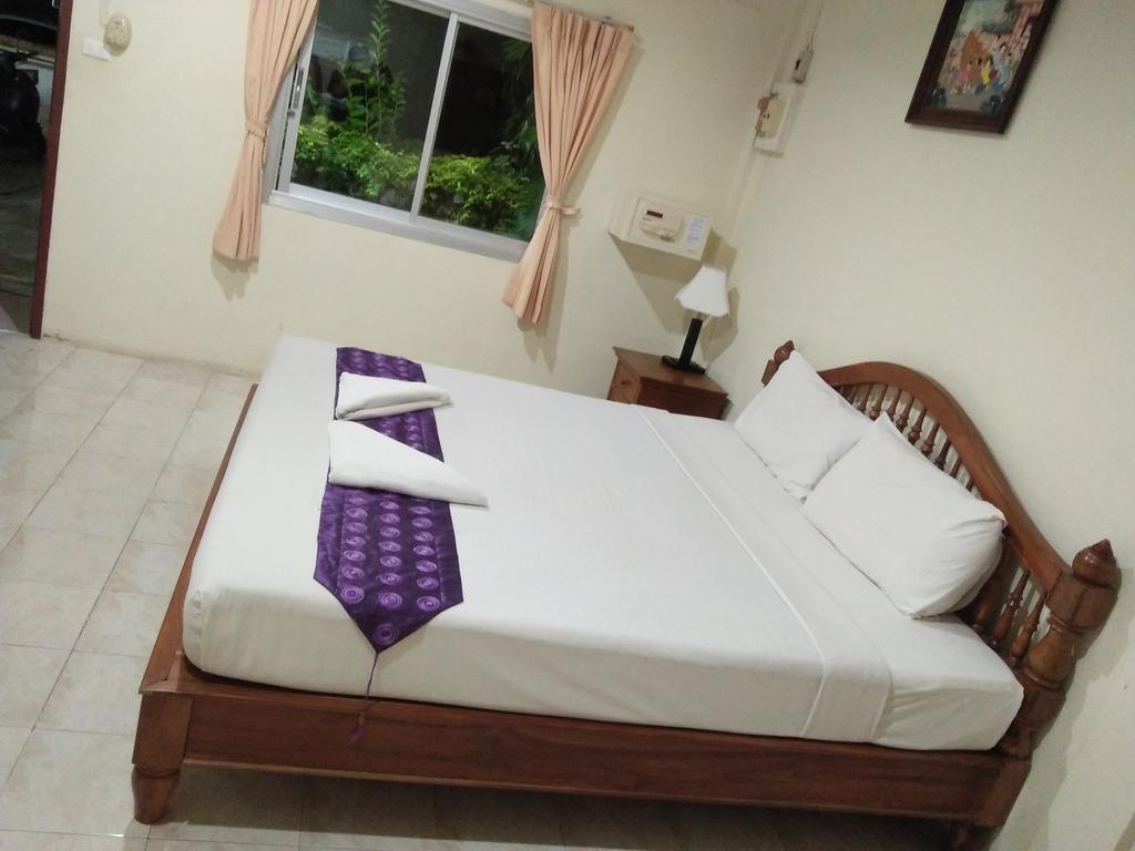 Saver Guesthouse หาดเฉวง ภายนอก รูปภาพ