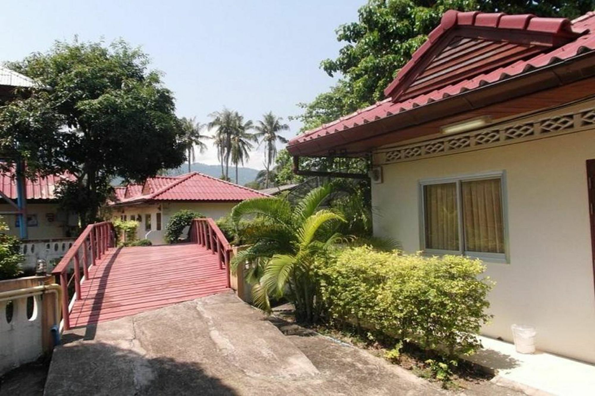 Saver Guesthouse หาดเฉวง ภายนอก รูปภาพ