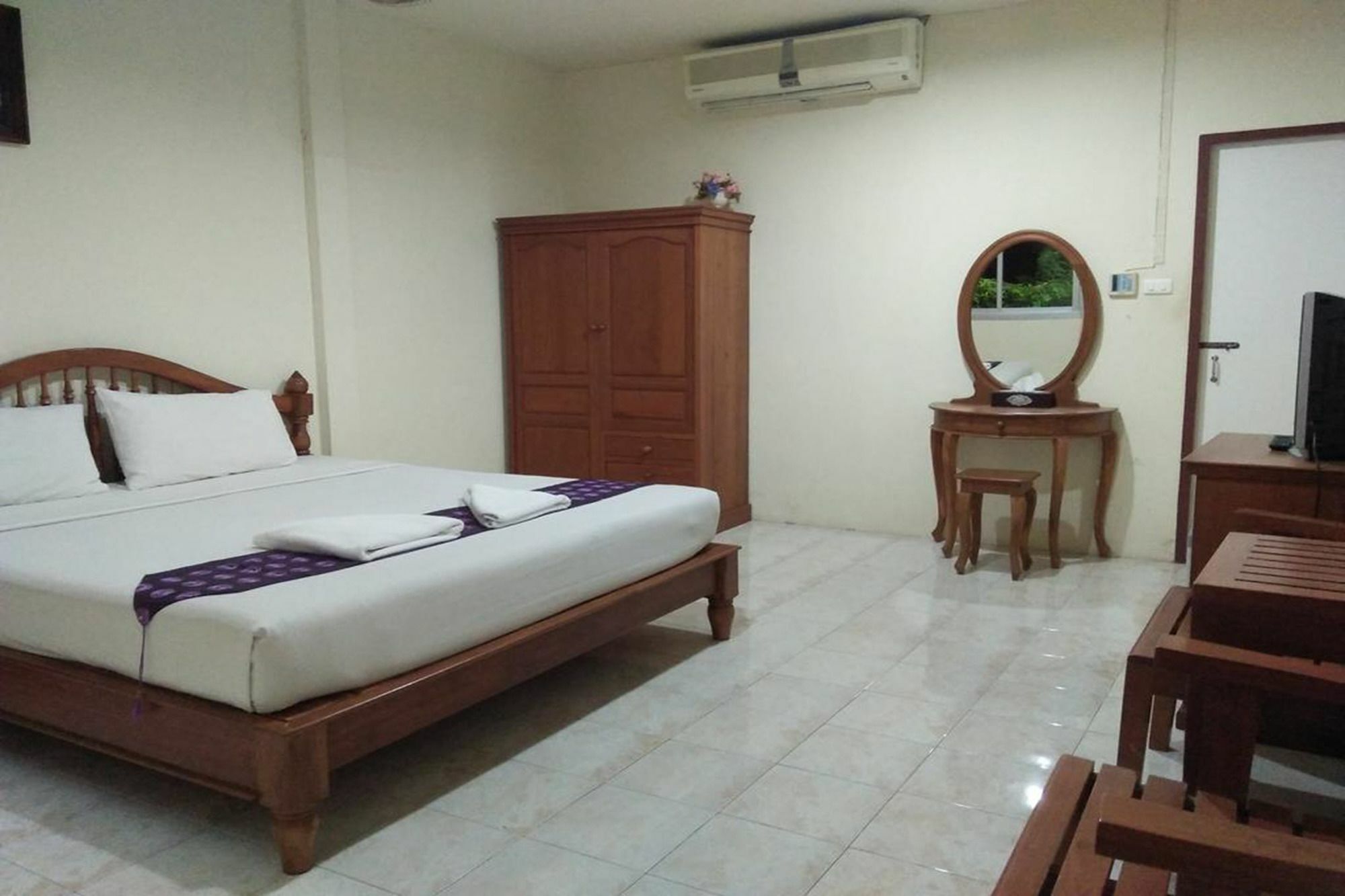 Saver Guesthouse หาดเฉวง ภายนอก รูปภาพ