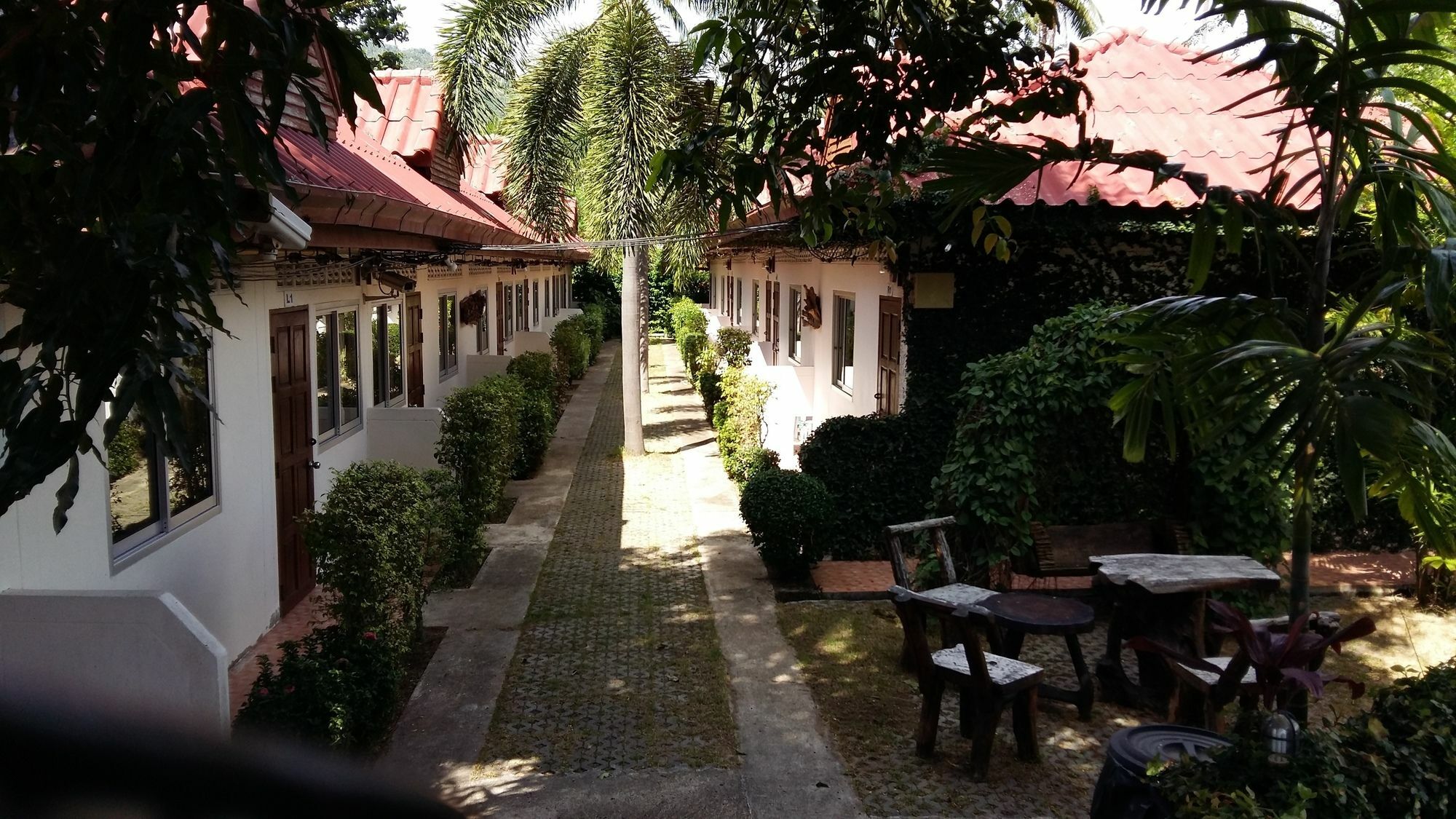 Saver Guesthouse หาดเฉวง ภายนอก รูปภาพ