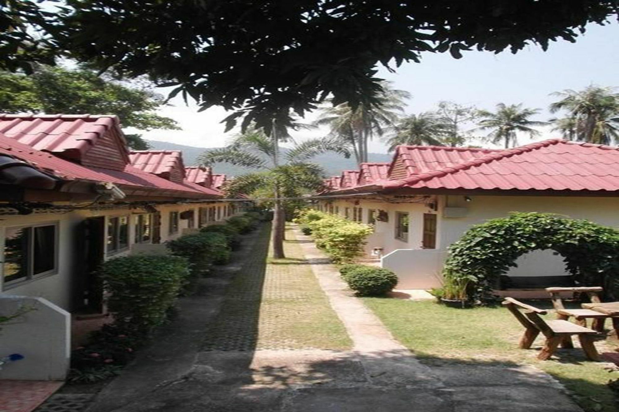 Saver Guesthouse หาดเฉวง ภายนอก รูปภาพ